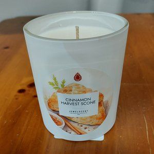 Jewel Scent 18 oz Cinnamon Harvest Scone Candle with Surprise Necklace